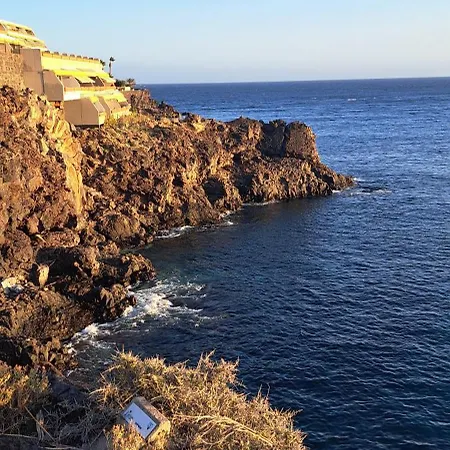 Amarillo Arona (Tenerife)