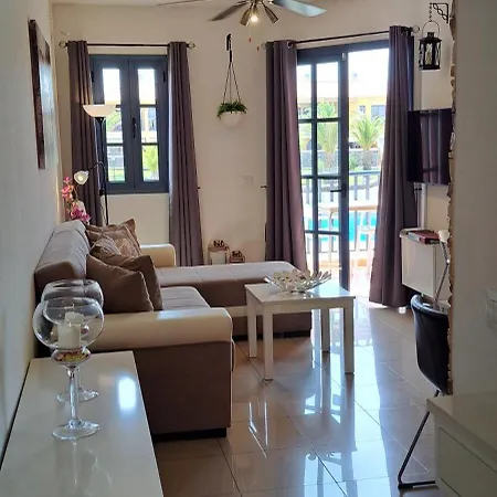 Amarillo Arona (Tenerife)