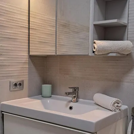 Amarillo アパート アロナ